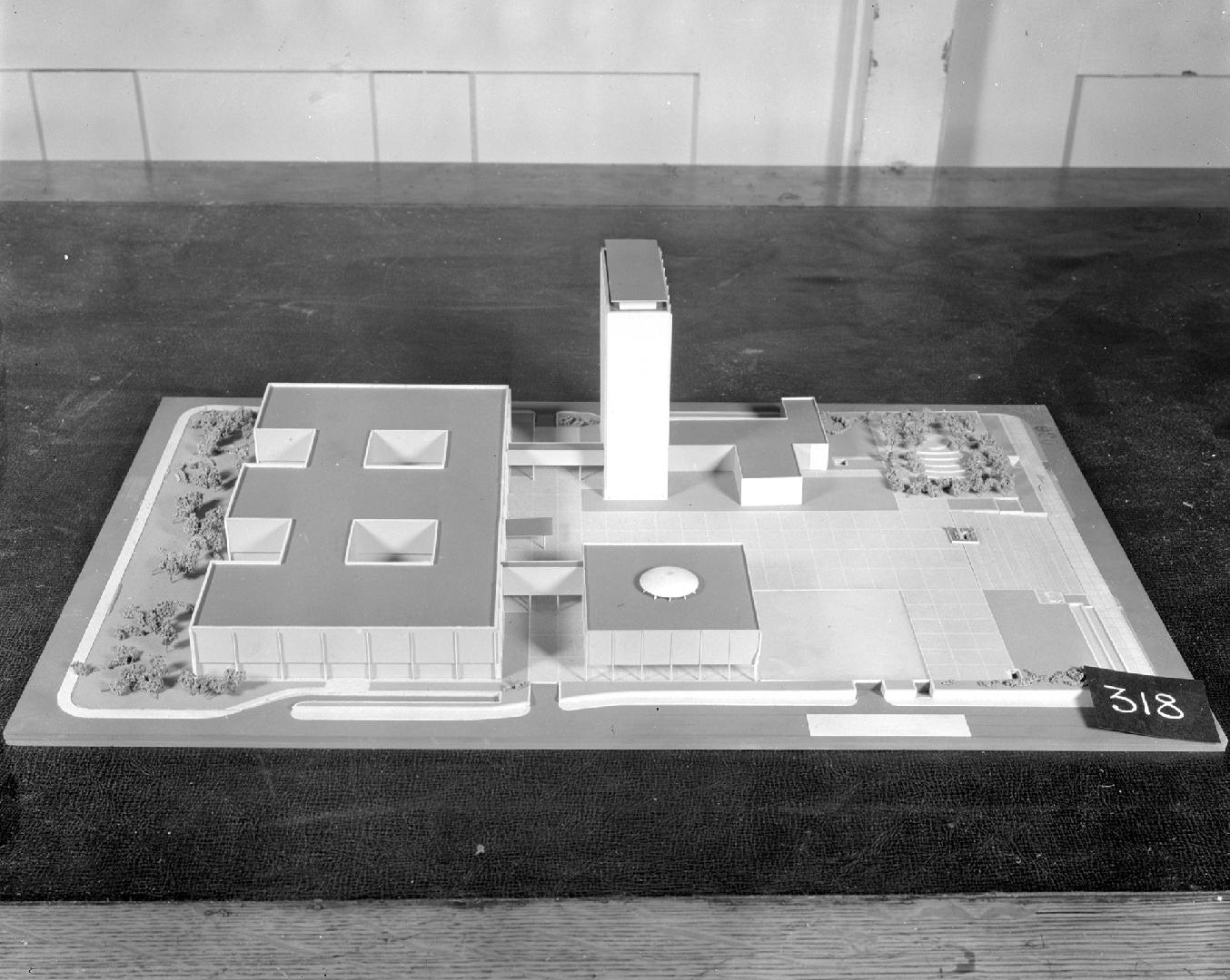 Boissevain & Osmond entry, City Hall and Square Competition, Toronto, 1958, architectural model