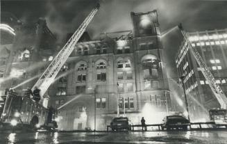 Accidents - Fires - Toronto - Confederation Life 1981