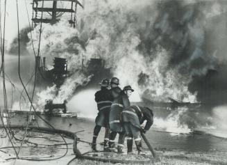 Oil tanker blazes in Downtown Toronto