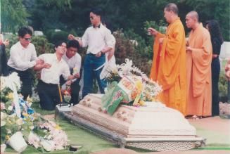 Funeral of Hui Xian Lin