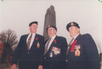 They remember. From left, Lindsay Cameron, president of Branch 15 of the Royal Canadian Legion, with members Bill Moore and Reg Smith, plans to honor (...)