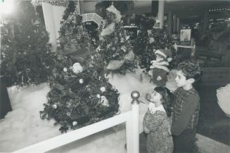 Anniversaries - Christmas - Decorations and Decorative Lighting