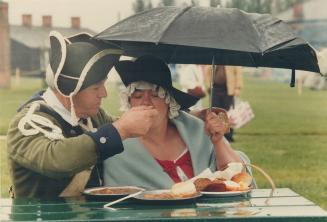 A damp picnic lunch at Old fort York