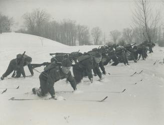 Army - Canada - Snowshoes