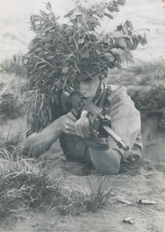 Bush on the head was what the well-dressed young militiaman was wearing as Canadian Army regulars and reserves went through training exercises this we(...)