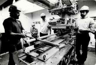 John Langford demonstrates the proper use of the new racing total following end fitting state removal during training