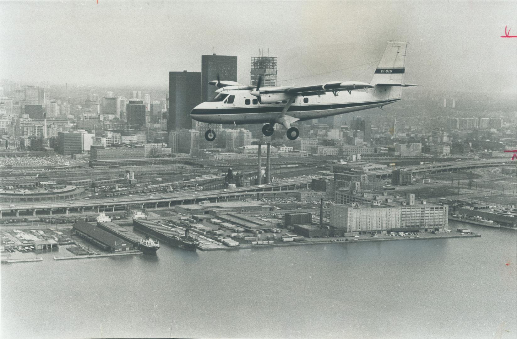 Derfor hvorfor ikke Kemi Up in the air, but still very much in the stage of development and  discussion, this DHC-7 plane, a short-takeoff and landing (STOL) aircraft,  built by(...) – All Items – Digital Archive :