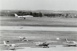 Aviation - Airports - Canada - Ontario - Oshawa