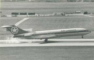 727 Landing - Toronto