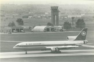 Aviation - Airports - Canada - Ontario - Toronto - Pearson International - Planes - up to 1989