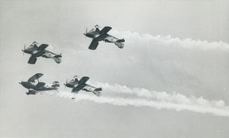 Aviation - Airshows - Carling Aerobatic Team