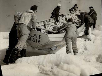 Airmen forced down on the ice-strewn reaches of the Gulf of St