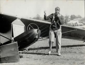 Star of the show-Russell Holderman ace glider pilot of the United States, whose series of loops in his glider was a thrilling feature of the air pagea(...)
