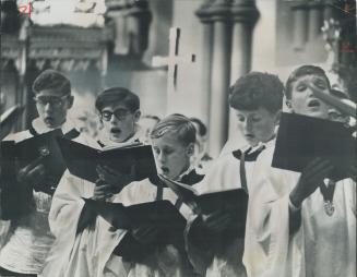 They set tone for congress. The choir of the Royal School of Church Music performs for delegates and visitors to the Anglican Congress at St. James' C(...)