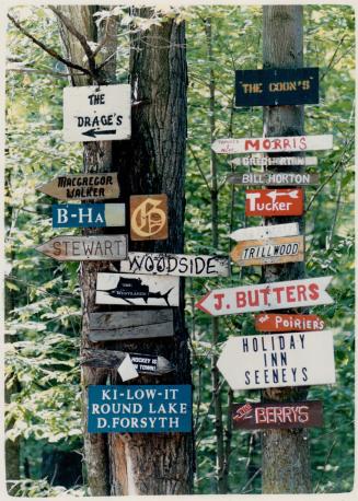 Signs of the good times: Who's who and where's what in Havelock-area cottage country
