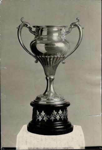 Men who tamed. The hullabaloo of another hockey season died away today but the hosannas continued to ring throughout Canada's hockey world for the bri(...)