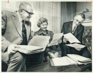 A new career as arbitrator is the goal of the 55 persons, most of them over 65, in a new course at York University