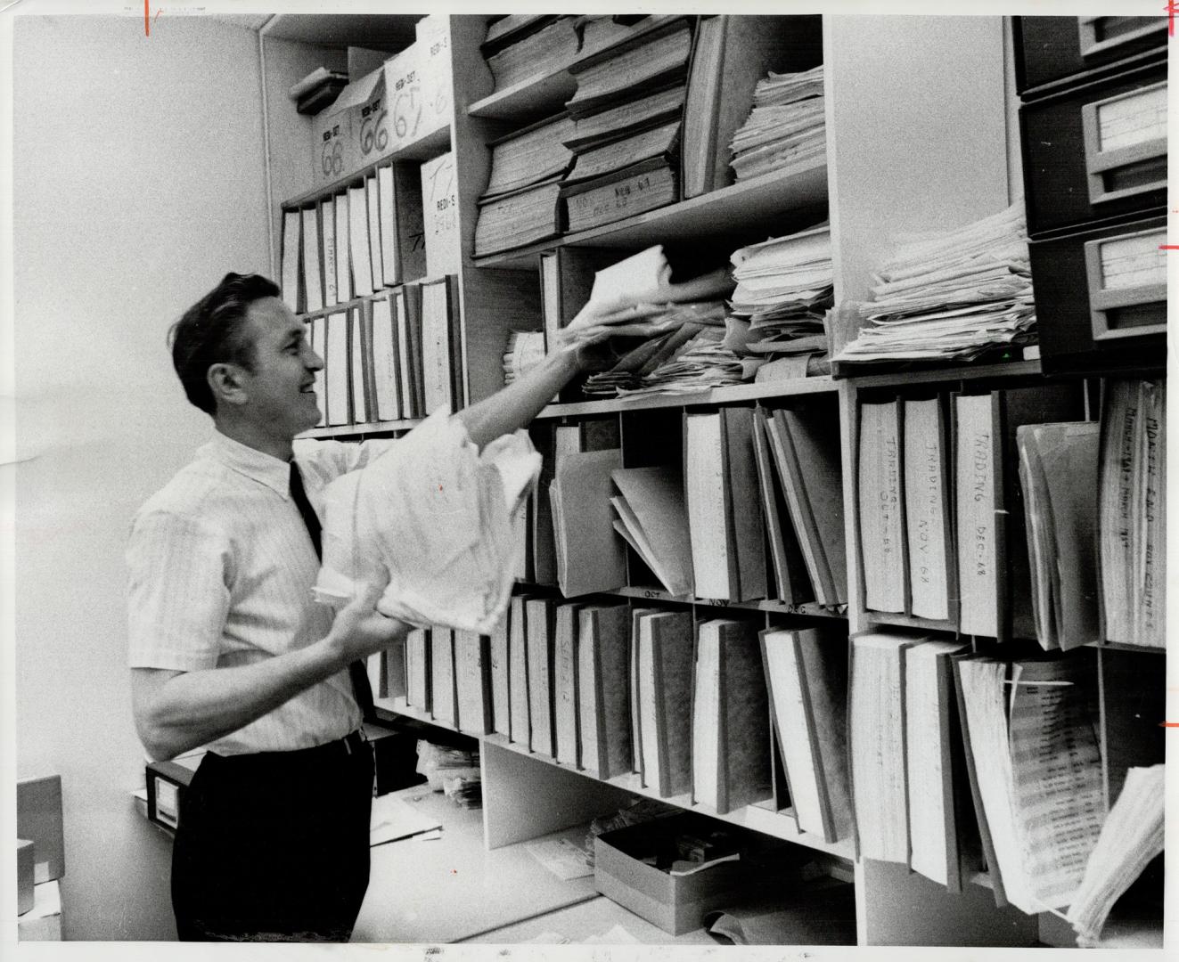 Paper Logjam at the stock brokerage firm of Moss Lawson and Co
