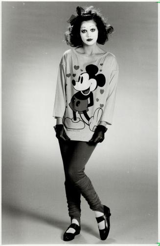 Mickey's shirt