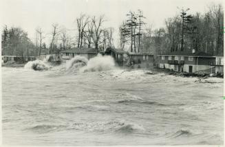 Waves Threaten Oakville Lakeshore Homes yesterday as winds of up to 40 miles an hour threw 10-foot waves hundreds of feet inland. Ten acres of area pa(...)