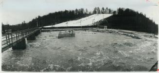 A spring-like flood below the ski slope