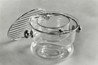 Touch of class, For the mother with the most sophisticated palate, here's a glass and gold caviar server that doubles as a classy hors d'oeuvres warmer
