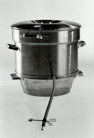 Mehu-Maija, It's pronounced Meh-hoo my-yah, it's a juice extractor, and it's not exactly new