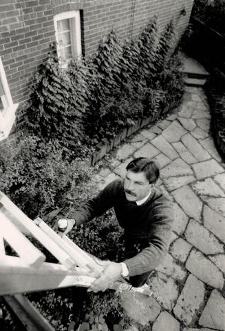 Bob Dunlop, who helped launch the home inspection firm Carson, Dunlop and Associates Ltd