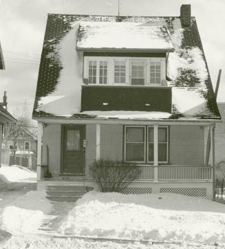 House, Waverley Road, no. 111, east side, north of Queen Street East, Toronto, Ontario