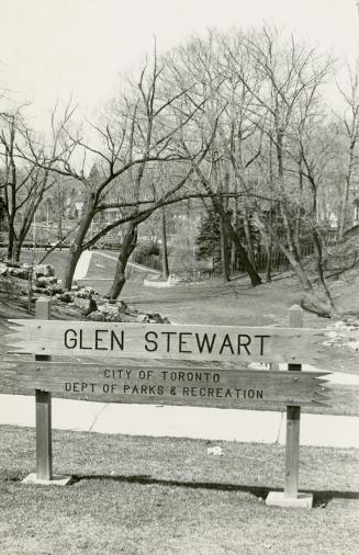 Glen Stewart Park, Queen Street East, north side, east of Glen Manor Drive, Toronto, Ontario