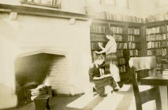 High Park Branch, Toronto Public Library, Roncesvalles Avenue, southwest corner of Wright Avenue Interior, adult reading room