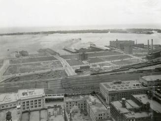 Image shows an aerial view of the Toronto Harbour.