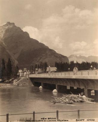 New Bridge, Looking North At Cascade Mountain, Banff 10998