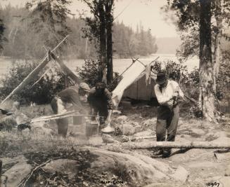 Nipigon 10967 [men cooking at camp]