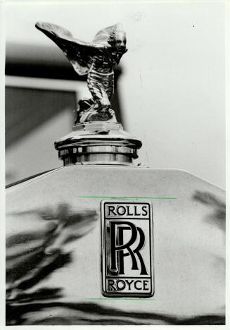 Choice: What color of Rolls Royce is the favorite of most North Americans?