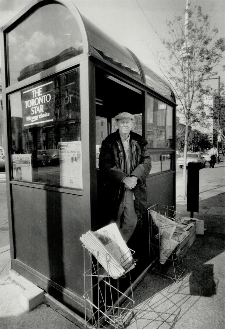 Willie's back where he belongs, Willie Thomas, 76, was selling papers at Bay and Front Sts