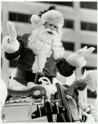Santa's going showbiz, Ho ho ho in Hollywood, See what's on/section D