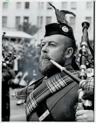Skirl o' the pipes, It moves Scots in strange ways and may explain these odd names/H2