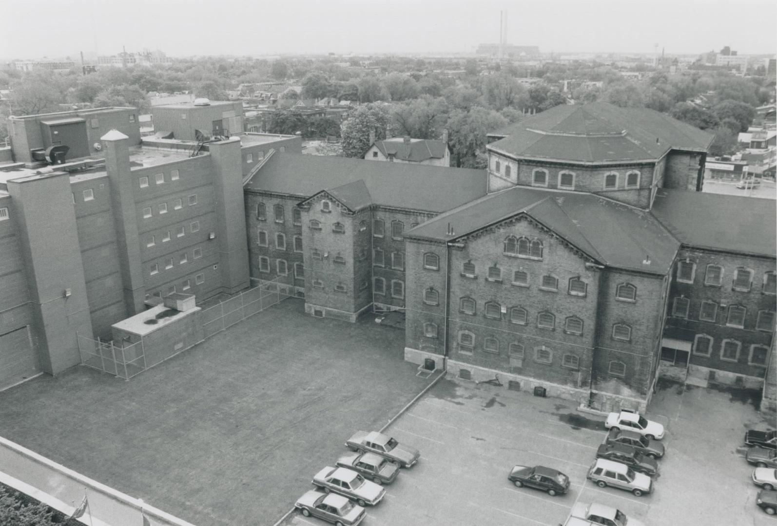 Prisons - Canada - Ontario - Toronto - Don Jail - Exterior - 1970