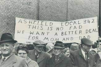Mood of the Angry Farmers is expressed by this Banner carried by Demonstrators outside Queen's park yesterday, Irked by the prices paid for their prod(...)