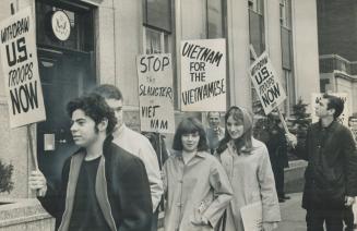 Student pickets at U.S. Embassy on University Ave., They demonstrated to protest American action in the Viet Nam war