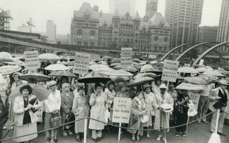 Free Ida Nudel, 1,000 Canadian women demonstrated in Nathan Phillips Square yesterday in support of an international appeal for freedom for Russian ec(...)