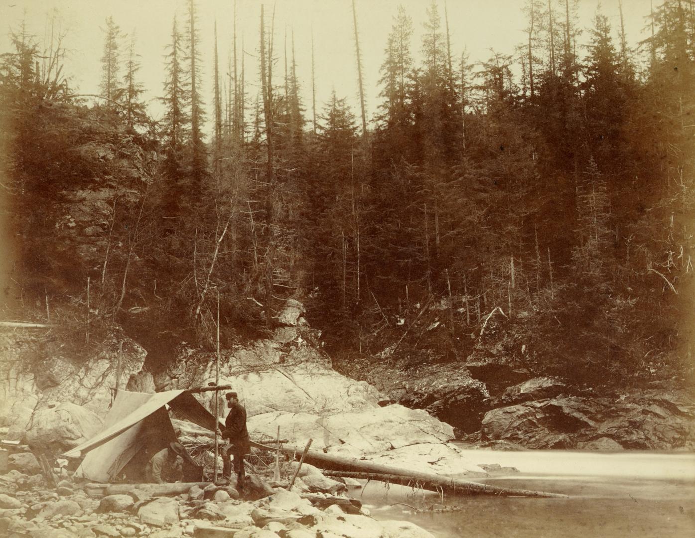 Photographer's tent at the Lower Gate of Murchison's Rapids, November 8-9