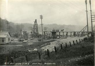 Bloor Street Viaduct under construction, panorama, June 7, 1915