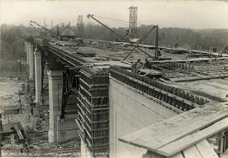 Bloor Street Viaduct, upper deck looking west, May 4, 1917
