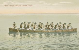 Colourized picture of fifteen canoeists paddling on a lake.