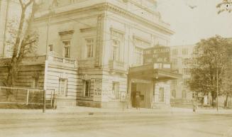 Historic photo from Tuesday, April 6, 1909 - Royal Alexandra Theatre in 1909 - Wizard of the Nile ran from October 10, 1908 to October 16, 1908 in King Street West