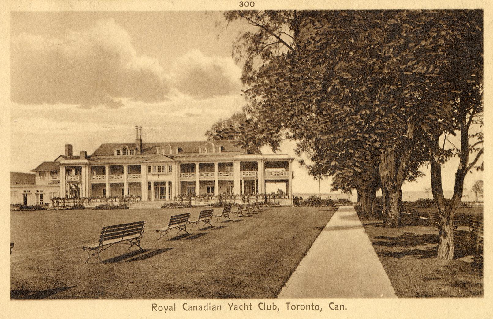 royal yacht club toronto nsw