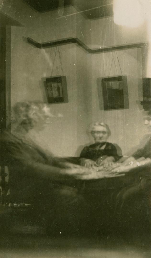 Arthur Conan Doyle Séance Picture