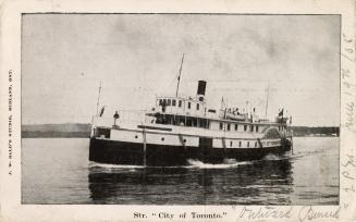 Black and white picture of a steamship on the open water.